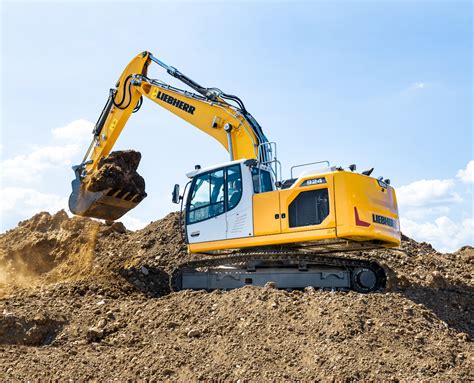 Liebherr Group previews 2019 Generation 8 excavators