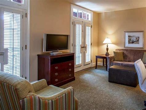 Hampton Inn & Suites Birmingham Downtown Tutwiler Hotel (Birmingham (AL)) - Deals, Photos & Reviews