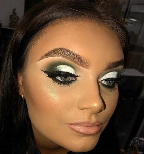 Bold Makeup Look | Heavy Glam Makeup | Green White Black Eyeshadow | Highlight and Contour ...