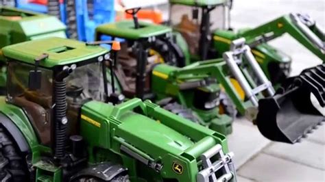 JOHN DEERE farm Bruder Toys tractor combine harvester - YouTube