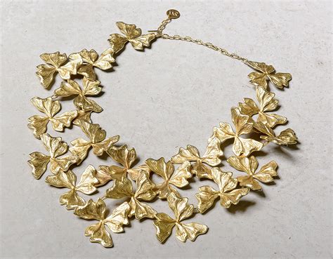 gold plated flower necklace – Sara Melki