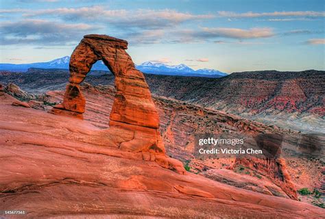 Delicate Arch High-Res Stock Photo - Getty Images