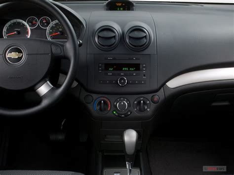 2007 Chevrolet Aveo: 11 Interior Photos | U.S. News