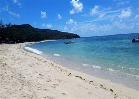 Best Beaches of Rodrigues Island - Visitor's Guide