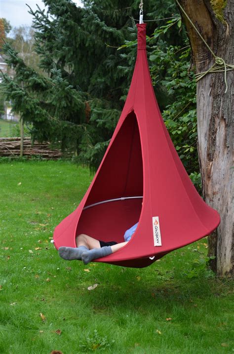 Cacoon Bonsai Hammock - Chili Red | Cacoon, Cacoon hammock, Hanging tent