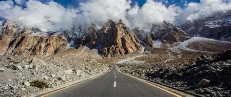 Travel Guide to Karakoram Highway - Length of the bridge and roads