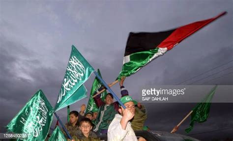 7,637 Hamas Flag Photos & High Res Pictures - Getty Images