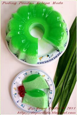 Dapur Itara: Puding Pandan Kelapa Muda