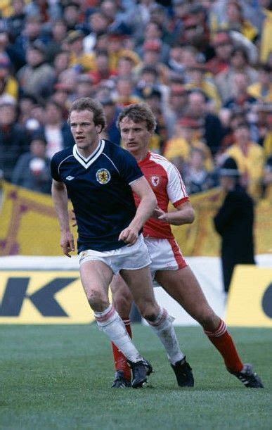 Andy Gray Scotland 1983 Retro Football, Football Team, Soccer Players ...