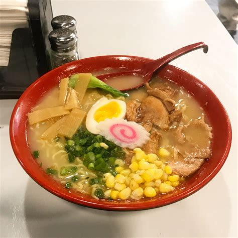 [i ate] tonkatsu ramen : food