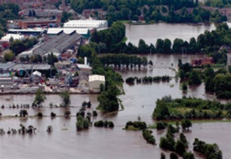 Go-ahead for £95m Derby flood defence scheme | Construction Enquirer News