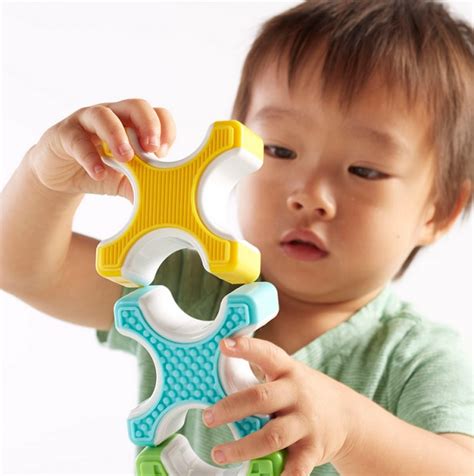 Introducing Toddlers at a young age to STEM toys for kids