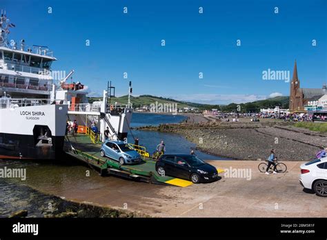 milport, larmillport ferries from largs to millport, great cumbrae, ayrshiregs ferry Stock Photo ...