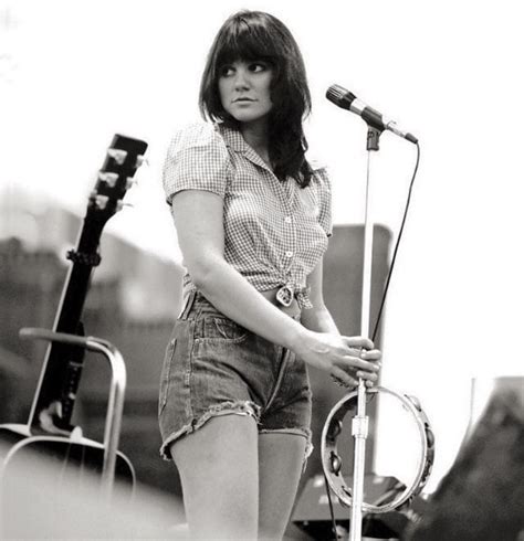 Linda Ronstadt, 1970s : r/oldschoolhot