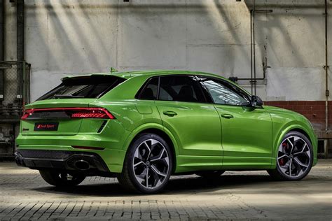 2023 Audi Q8 RS Q8 pictures