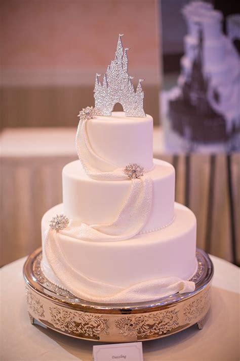 The Official Disney Weddings Blog | Princess wedding cakes, Disney ...