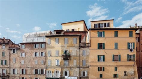 Piazza del Campo, Siena: the heart of a medieval city