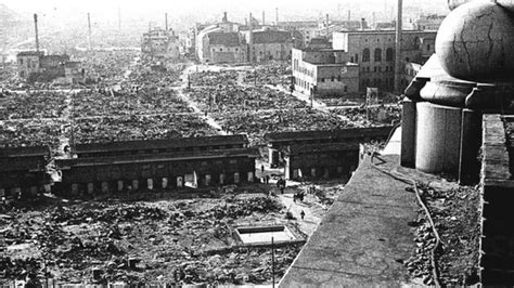 WWII fire-bombing of Tokyo by US remembered 70 years on - BBC News