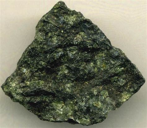 Peridotite rock | Plugon