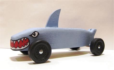 Photo Gallery of Shark Pinewood Derby Car Designs – Scout Life magazine