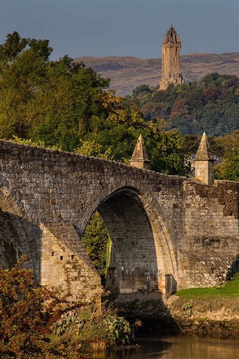 Wallace monument from the Auld Brig by Richard Cottrell / 500px | Wallace monument, Scotland ...