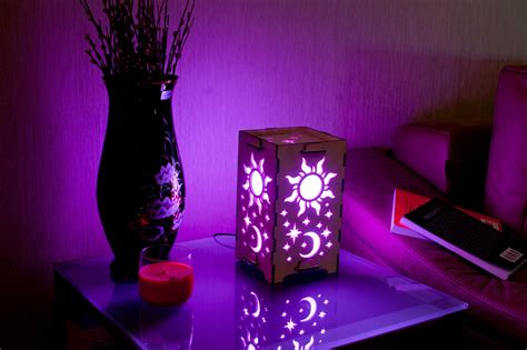 How long distance lamps can help you stay in touch? ⭐ - Beezzly