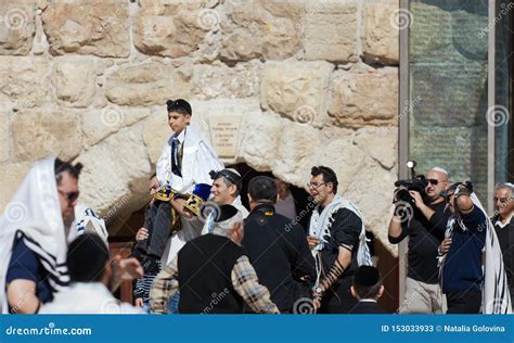 JERUSALEM, ISRAEL - Feb 18, 2013: Bar Mitzvah Ritual at the Wailing ...