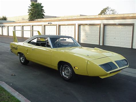 1970 Plymouth Superbird Pictures - Yellow