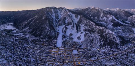 From Bunny Slopes to Black Diamonds: Skiing Aspen’s Many Faces