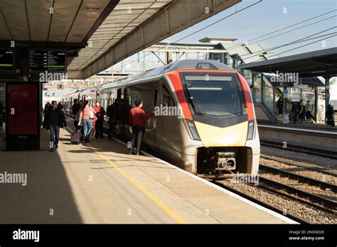 Cambridge train railway station Stock Photo - Alamy