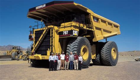 Caterpillar | Cat Mining Trucks Built to Rebuild