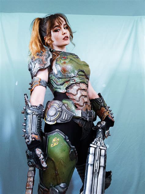 The Female Doom Slayer cosplay is here to slay you! | Retrology