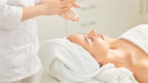 VI Peel Treatment: How Many Layers of Skin Do They Remove