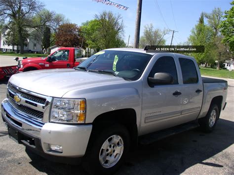 2010 Chevrolet Silverado 1500 Lt Crew Cab Pickup 4 - Door 5. 3l