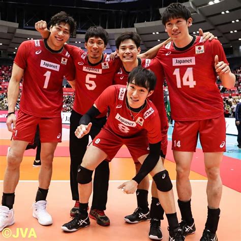 #YujiNishida #Nishida #Volleyball | Japan volleyball team, Volleyball team, Volleyball uniforms