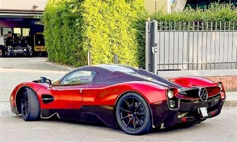 Dual-tone Pagani Utopia in Orange & Red carbon; Yay or Nay? - The ...