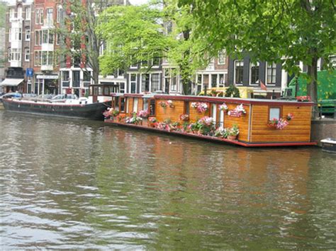 Amsterdam Tulip Museum | Museums | 20% off with Smartsave