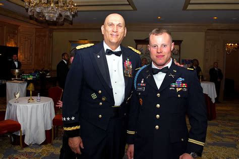 Chief of Staff attends USO of Metropolitan Washington 30th Annual ...