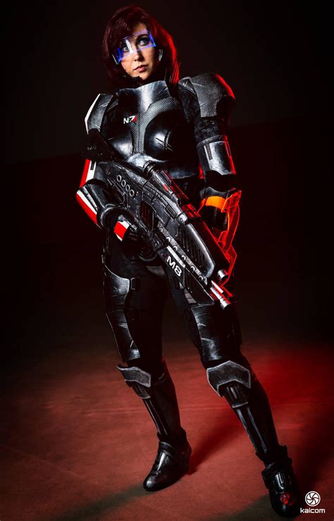 Shepard - Mass effect - Cosplay by CynShenzi on DeviantArt