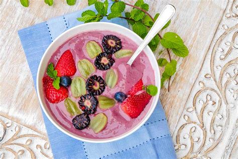 3 Healthy Breakfast Smoothie Bowls - Only Gluten Free Recipes