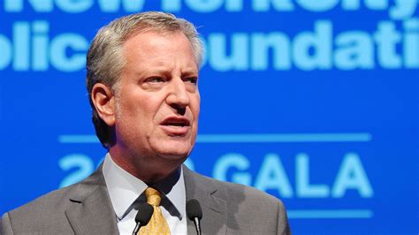 Bill de Blasio on the issues, in under 500 words - Axios