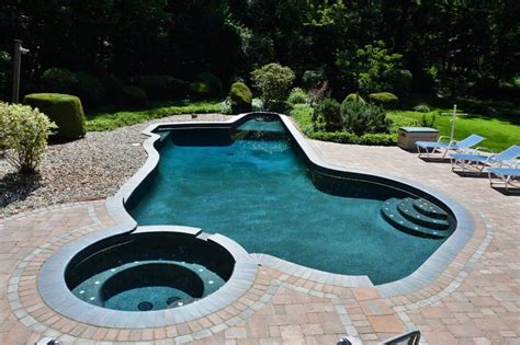 Custom Inground Gunite Pools | Aqua Pool & Patio