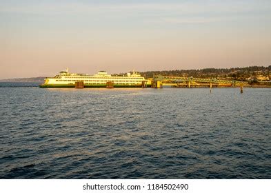 104 Edmonds washington ferry Images, Stock Photos & Vectors | Shutterstock