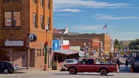 Top 10 Hotels with Connecting Rooms in Fort Worth Stockyards, TX $109: Adjoining Rooms