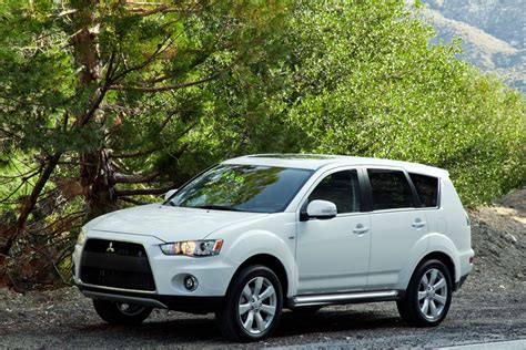 Mitsubishi Motors Reports Outlander Sport Sales Increase Continues ...