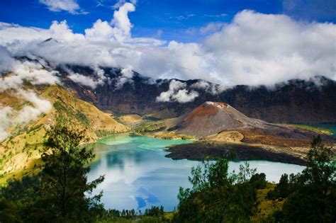 Peraturan Mendaki Taman Nasional Gunung Rinjani - Pearl for Sale