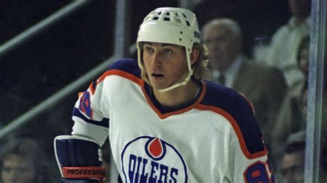 12 Facts About Hockey Legend Wayne Gretzky