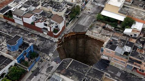 Residents Evacuated After Large Sinkhole Opens Up in Seffner, Florida | The Weather Channel