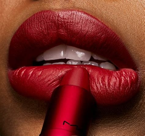 10 Best MAC Red Lipsticks | www.topbeauti.com