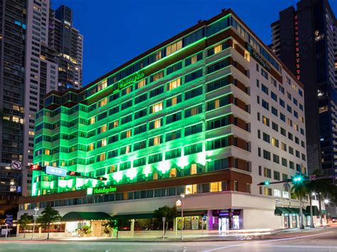 Downtown Miami Hotels near FTX Arena | Holiday Inn Miami-Downtown